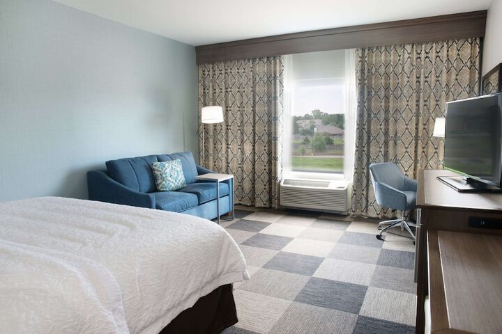 Room 19 of 28