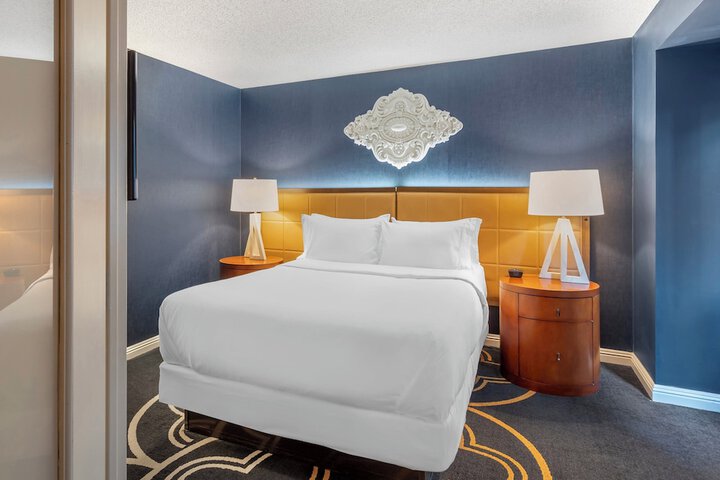 Room 16 of 42