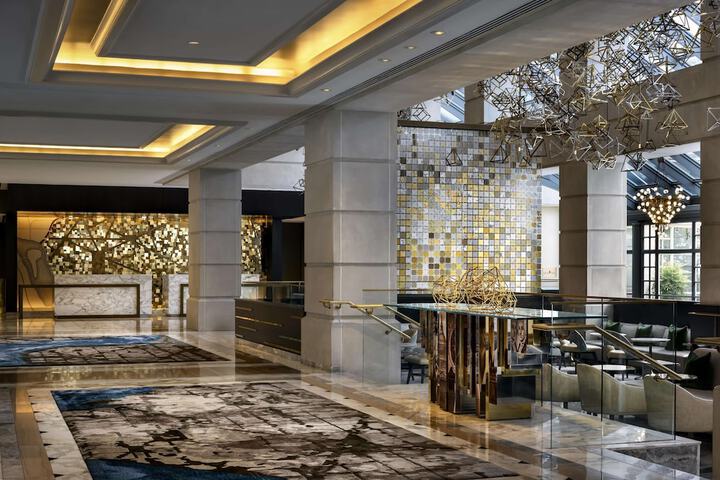 Hotel Interior 22 of 108