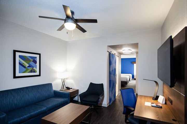 Holiday Inn Express & Suites Nashville - Brentwood I-65 by IHG