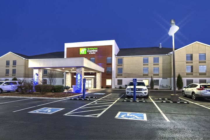 Hotel 4 of 30