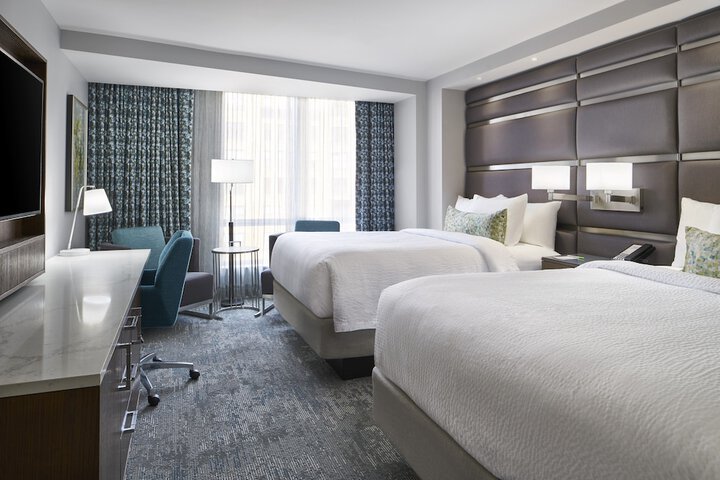 Courtyard by Marriott Washington Downtown / Convention Center