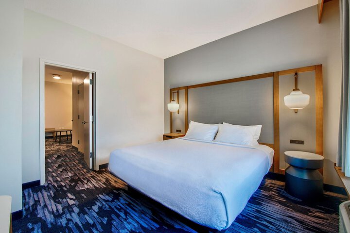 Room 21 of 48
