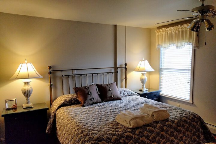 Room 13 of 34