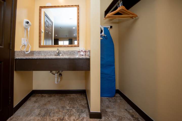 Casa Bella Inn - Huntington Park