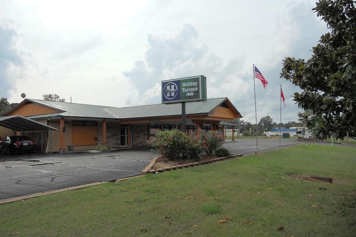 Hotel 5 of 57