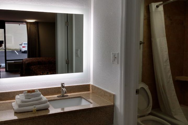 Room 12 of 31