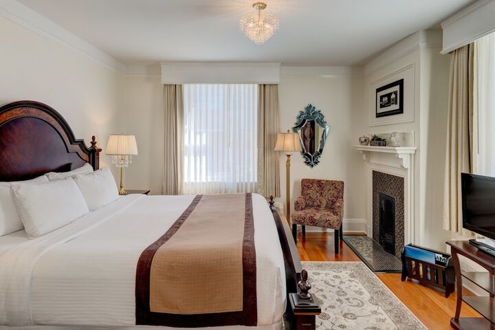 Room 14 of 45