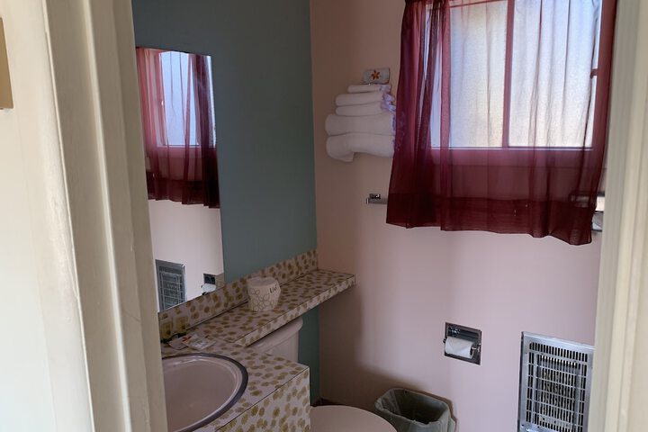 Room 13 of 31