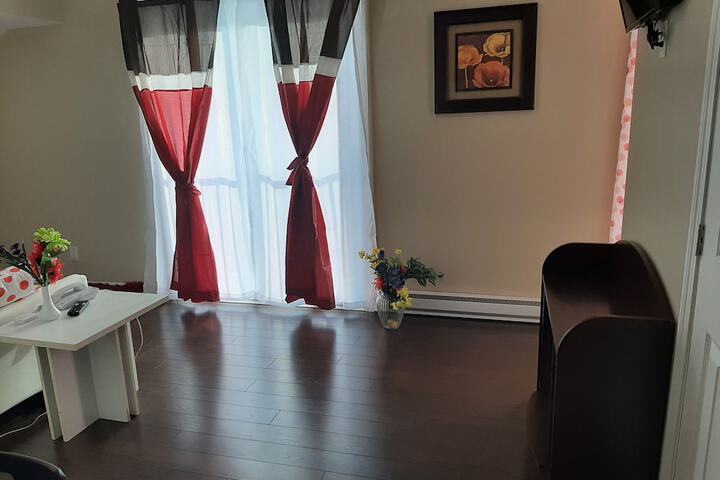 Room 25 of 43
