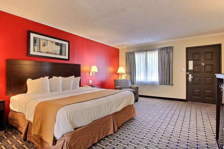 Room 27 of 45