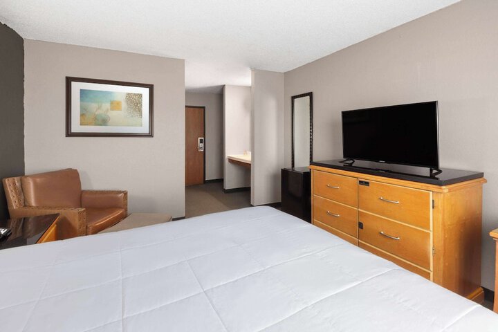 Room 31 of 47