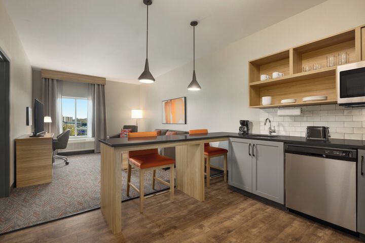 Candlewood Suites Pecos by IHG