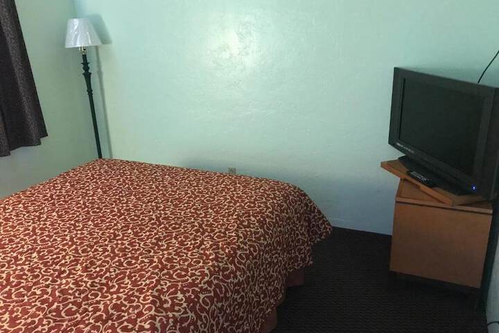 Klamath Motor Lodge