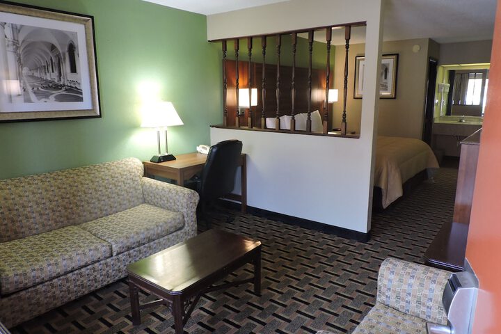 Room 20 of 36