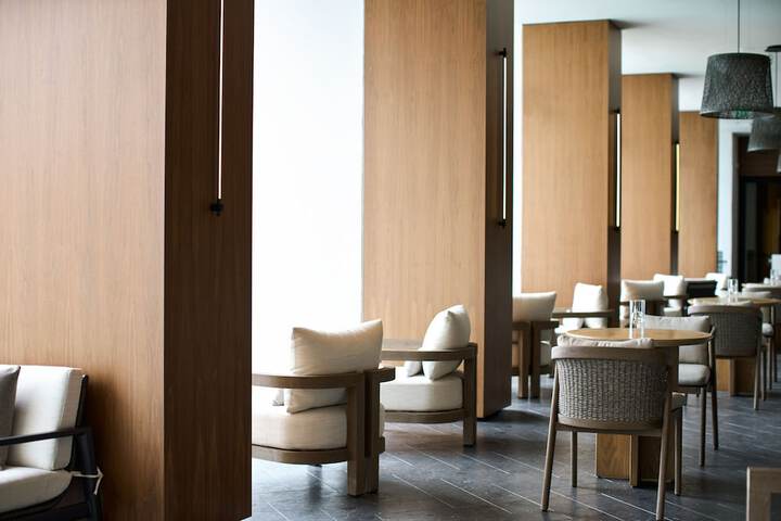 VEA Newport Beach a Marriott Resort & Spa
