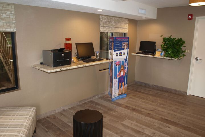 Hotel Interior 11 of 48