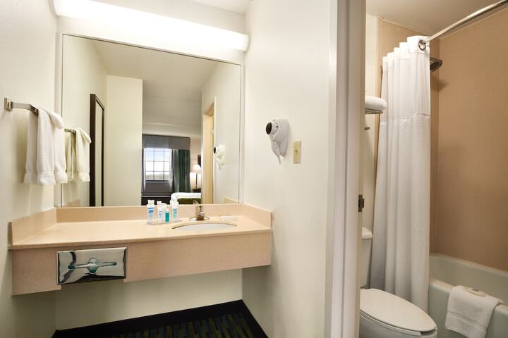 Wyndham Garden Wichita Downtown