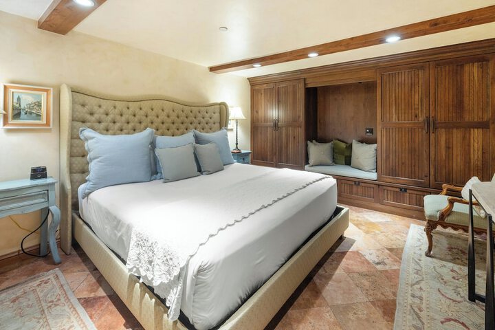 The Lodge at Vail a RockResort by Vail Resorts