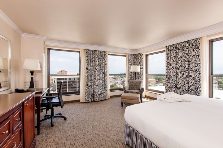 President Abraham Lincoln Springfield - DoubleTree by Hilton