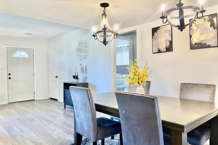 Glendora Pool Home Retreat