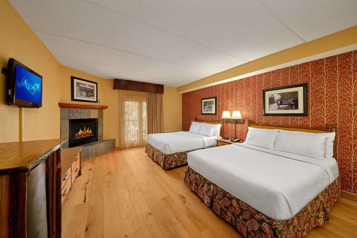 Room 28 of 32