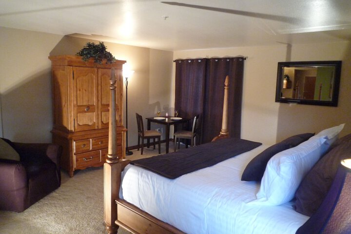 Room 10 of 51