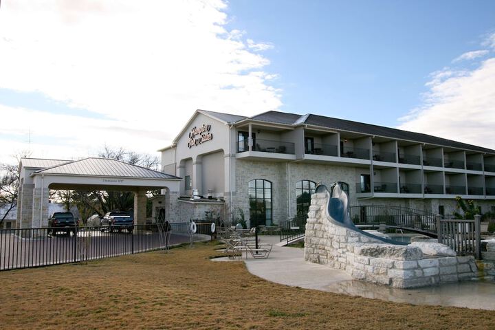 Hotel 3 of 47