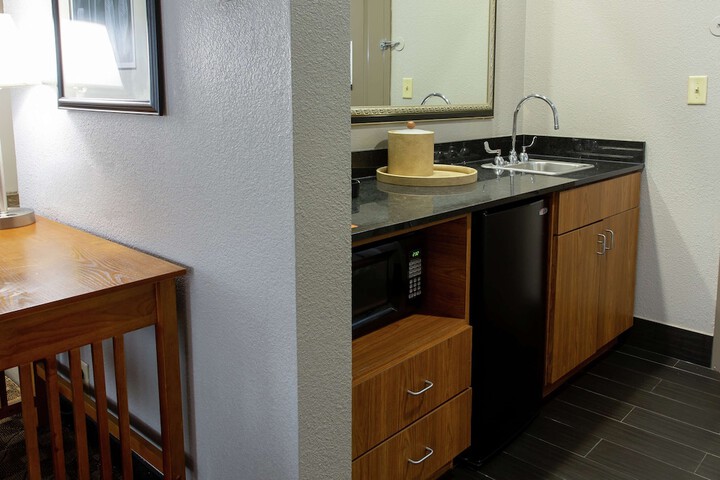Room 20 of 35