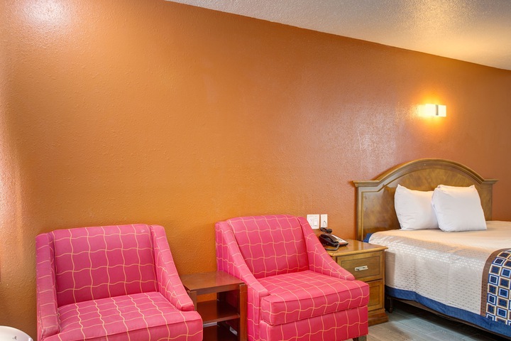 Room 20 of 42