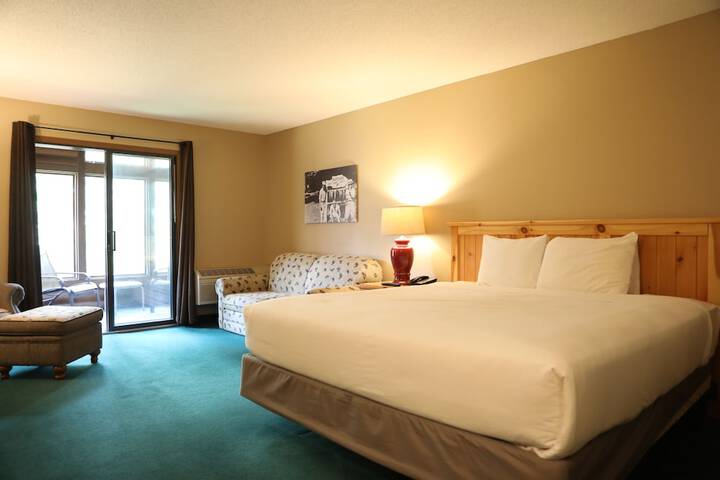 Room 32 of 132