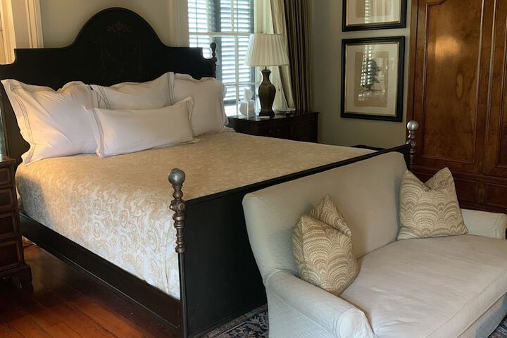 Room 57 of 98