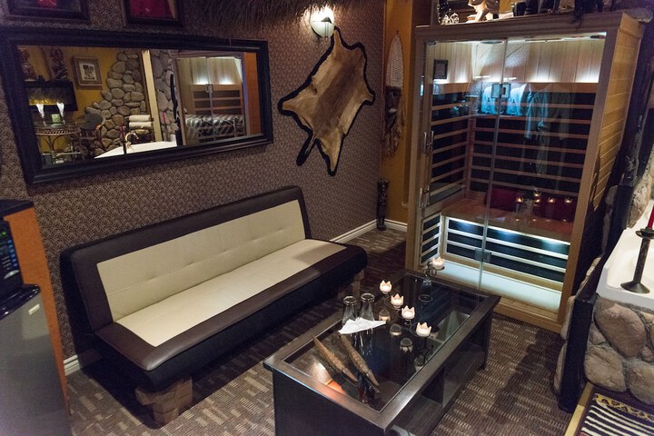 Room 8 of 62