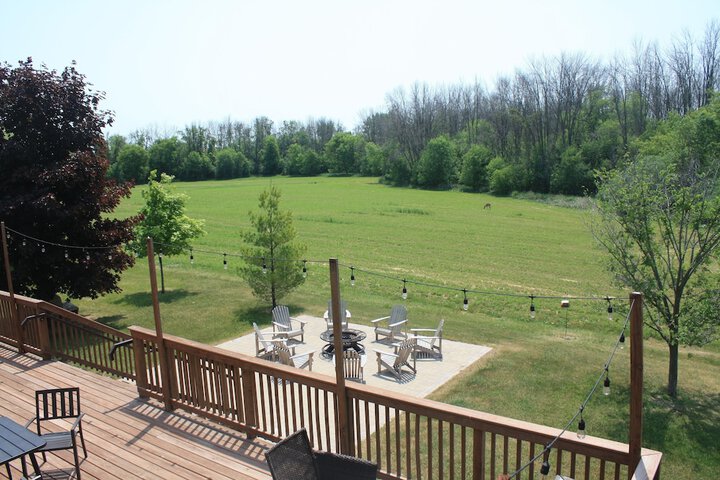 Sundeck 22 of 23