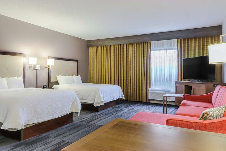 Room 10 of 30