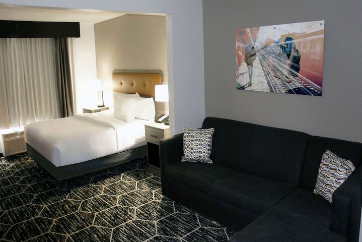 Room 19 of 25