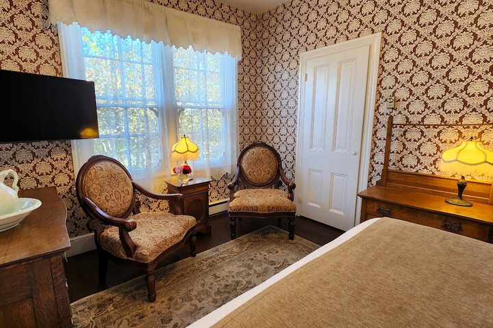 Room 44 of 50
