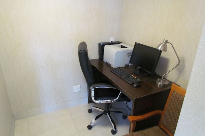 Business Center 50 of 51