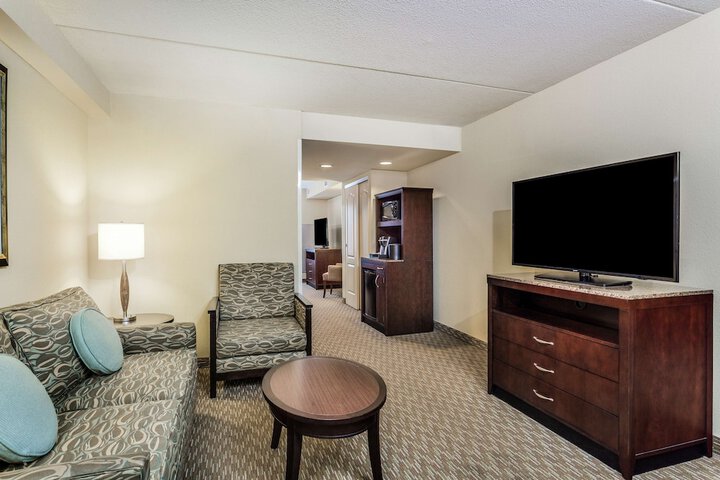 Room 10 of 41