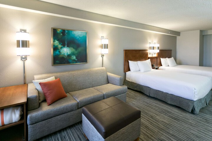 Room 38 of 49