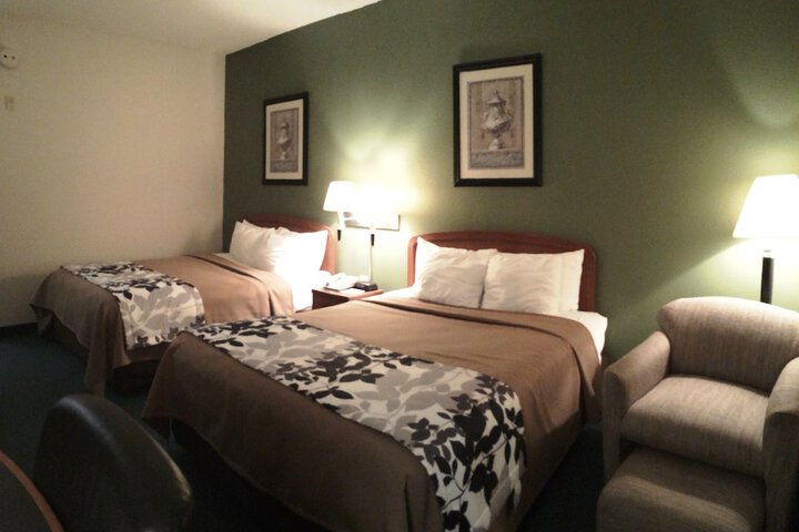Room 32 of 55