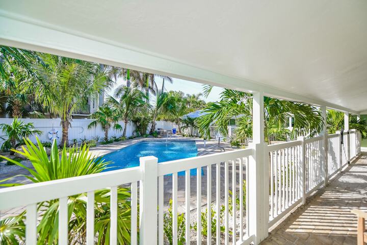 Tropical Breeze Resort