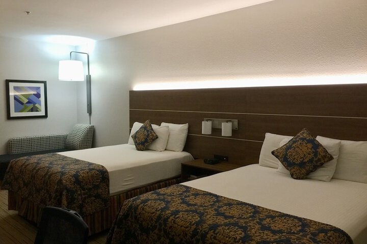 Room 16 of 43