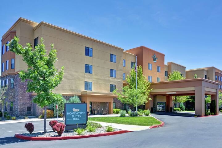 Hotel 4 of 60
