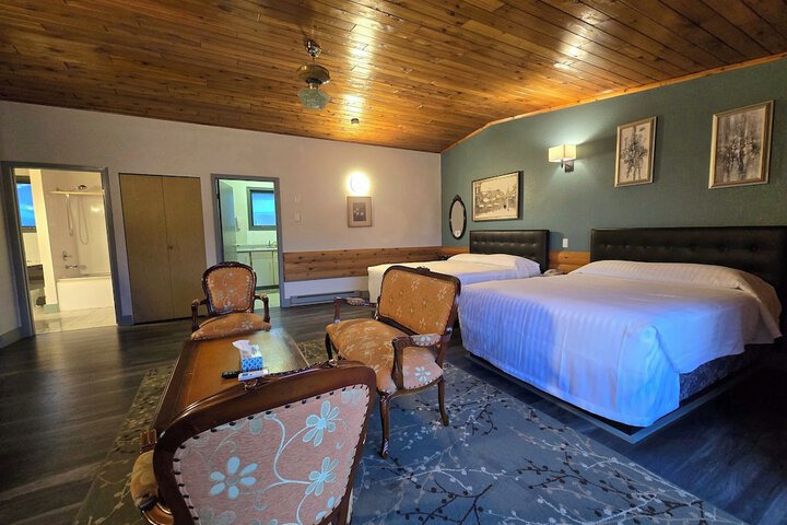 Room 21 of 53