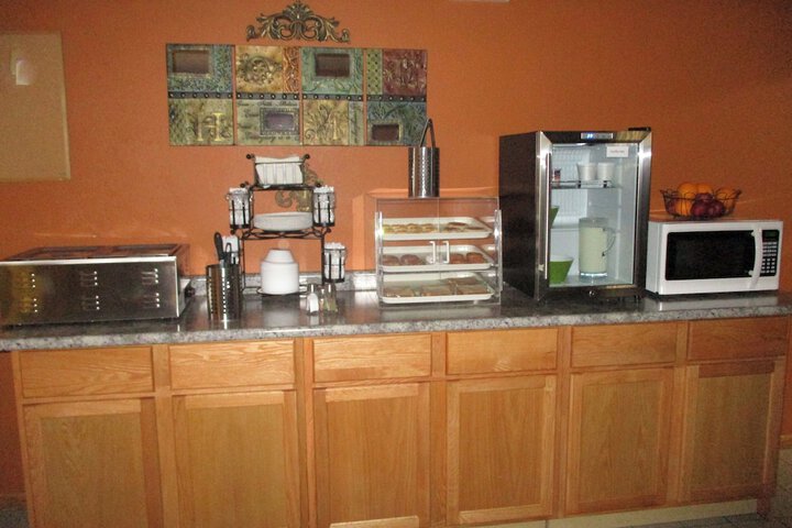 Breakfast/Coffee Service 11 of 14