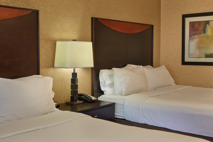 Room 20 of 36