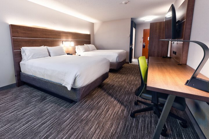 Room 16 of 69