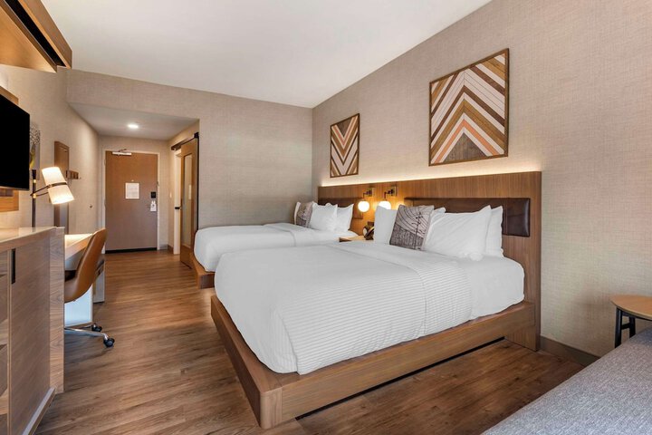 Room 22 of 58