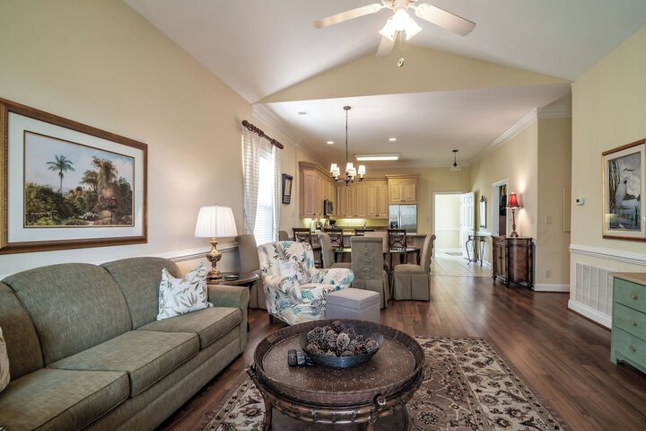 Litchfield Beach & Golf Resort